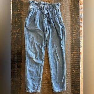 🎀 Arizona Jean Company Blue jeans size 7 gathered elastic waist